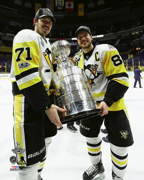 Penguins_2017_Stanley_Cup_Sidney_Crosby-Evgeni_Malkin_-_AAUE207_800x.jpg